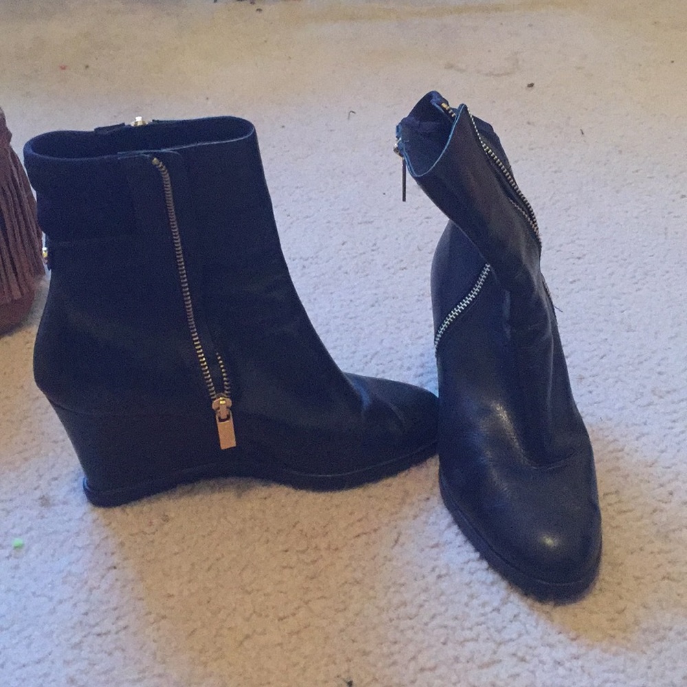 Black wedge boot heels
